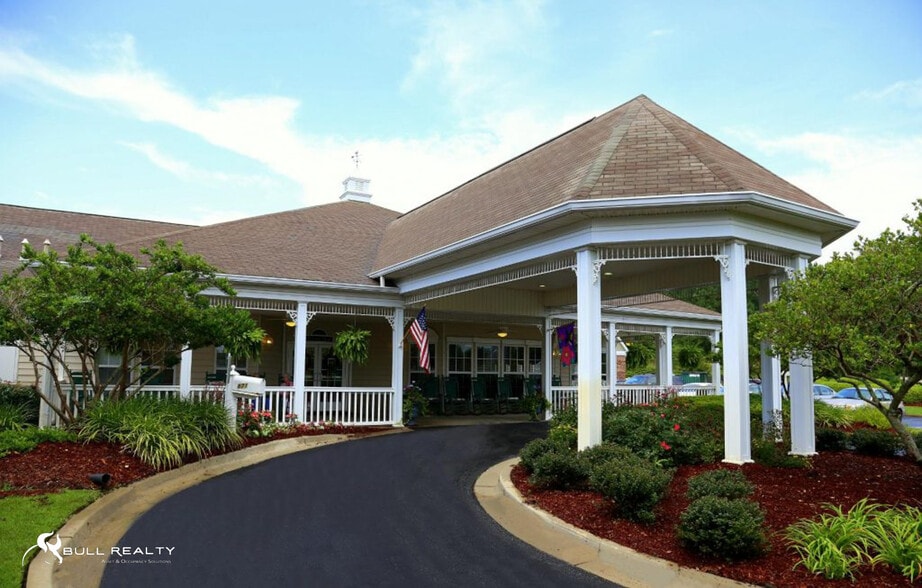 More Photos Of 871 Twinforks Ave, Auburn Assisted Living For Sale