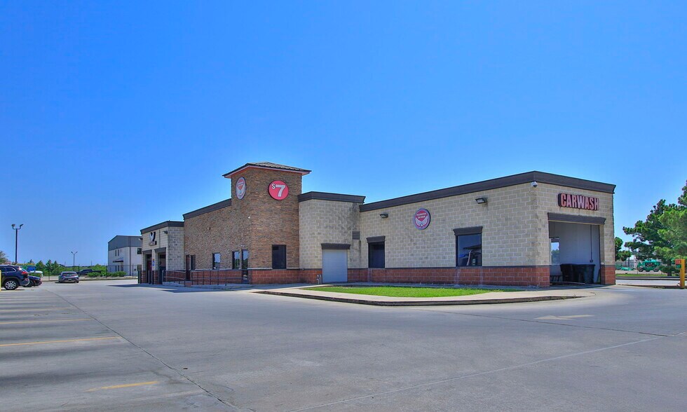 More Photos Of 2858 Treaschwig Rd, Houston Carwash For Sale
