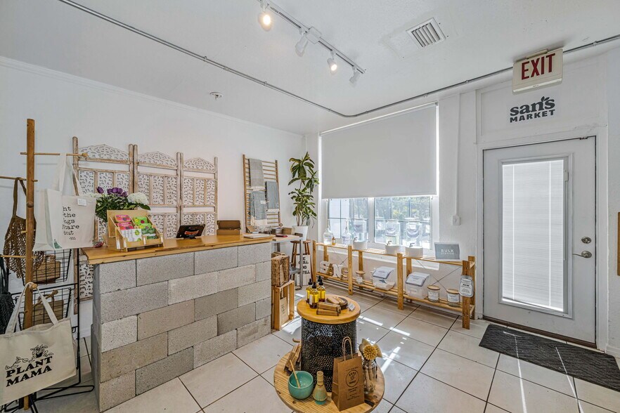 More Photos Of 605 9th Ave N, Safety Harbor Freestanding For Sale