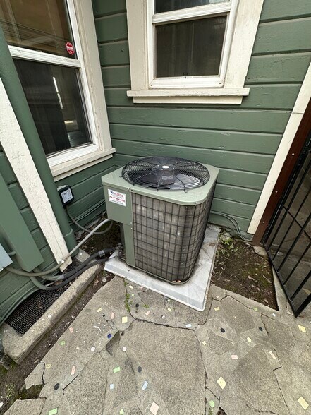 More Photos Of 9625 8th St, Rancho Cucamonga Contractor Storage Yard For Sale