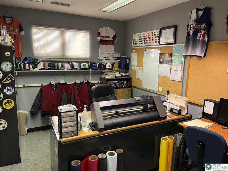 More Photos Of 749 E Ettwein St, Bethlehem Flex For Sale