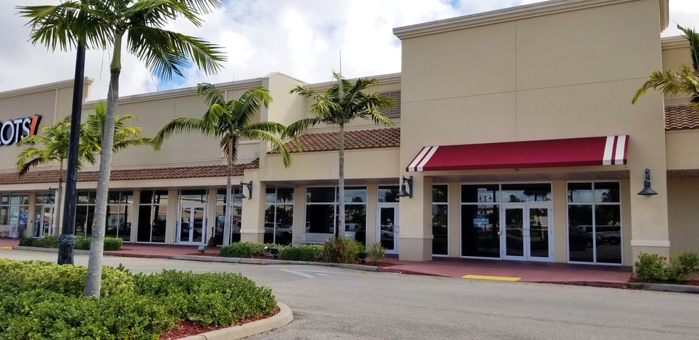 More Photos Of 4429 Cleveland Ave, Fort Myers Unknown For Lease