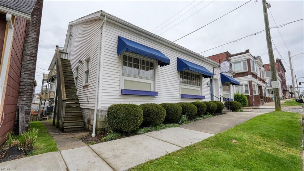 More Photos Of 126 N 9th St, Cambridge Office For Sale