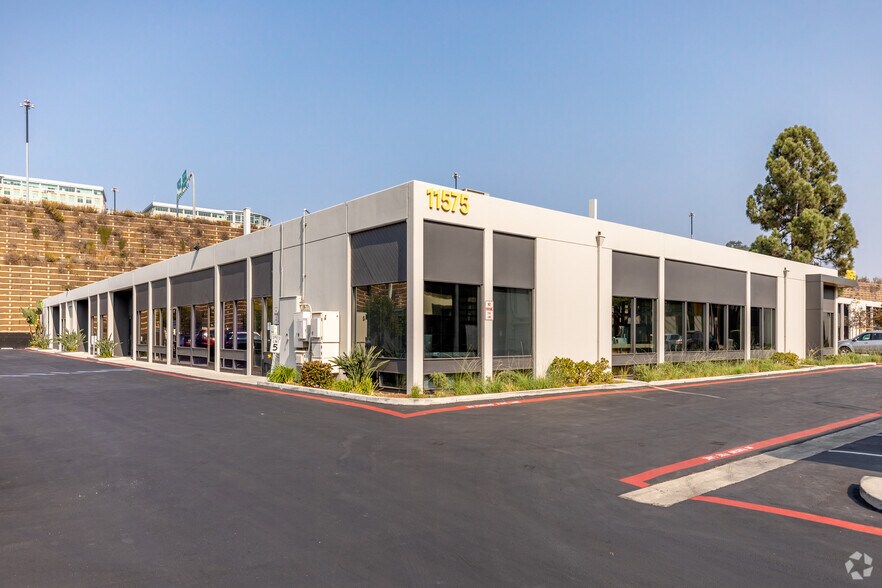 More Photos Of 11555 Sorrento Valley Rd, San Diego Unknown For Lease