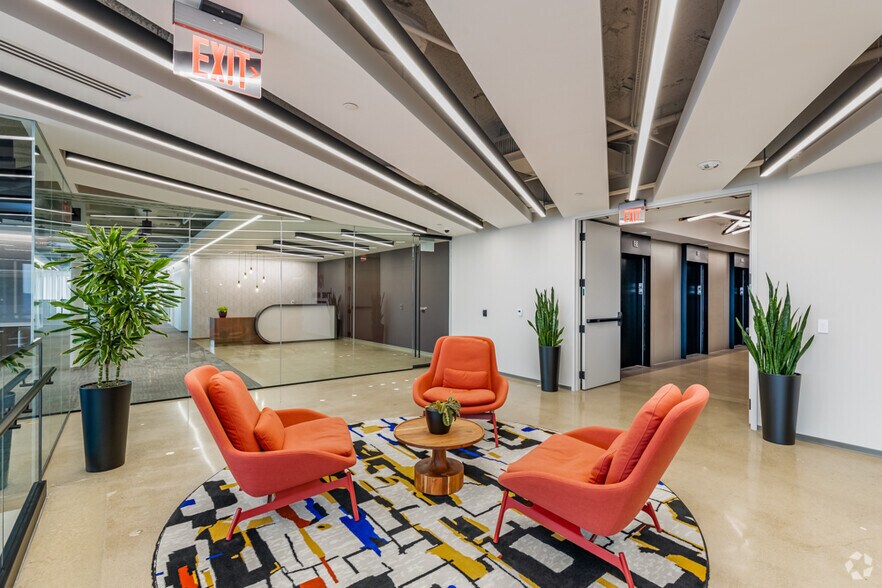 More Photos Of 600 Grant St, Pittsburgh Office For Lease