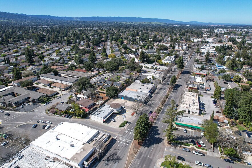More Photos Of 1313 W El Camino Real, Mountain View Freestanding For Sale
