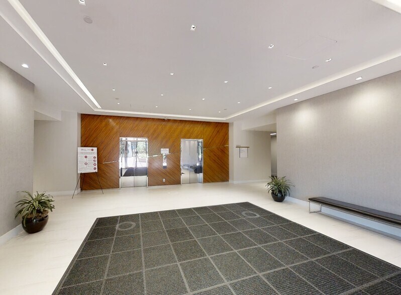 Primary Photo Of 11780 US Highway 1, Palm Beach Gardens Unknown For Lease