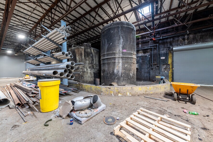 More Photos Of 164 Eyster Rd, Halltown Manufacturing For Sale