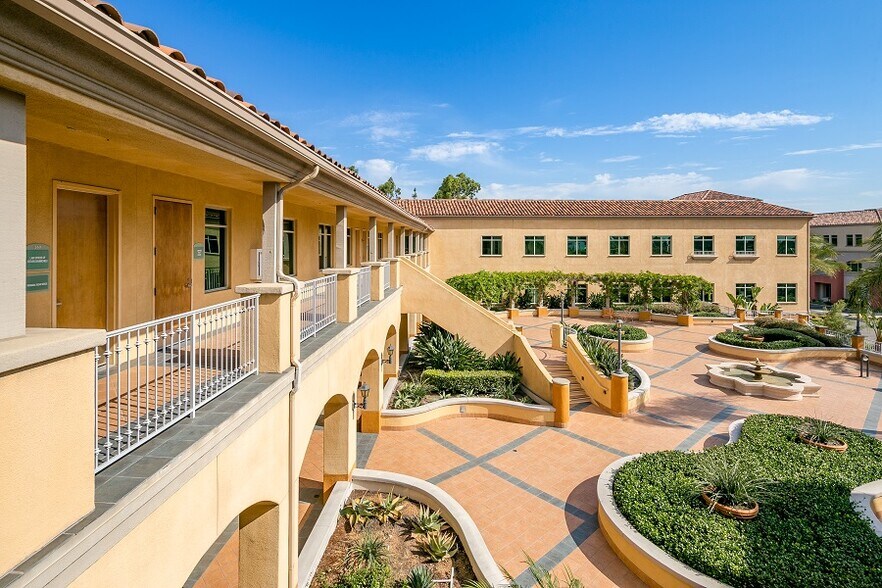 More Photos Of 24361 El Toro Rd, Laguna Woods Medical For Lease