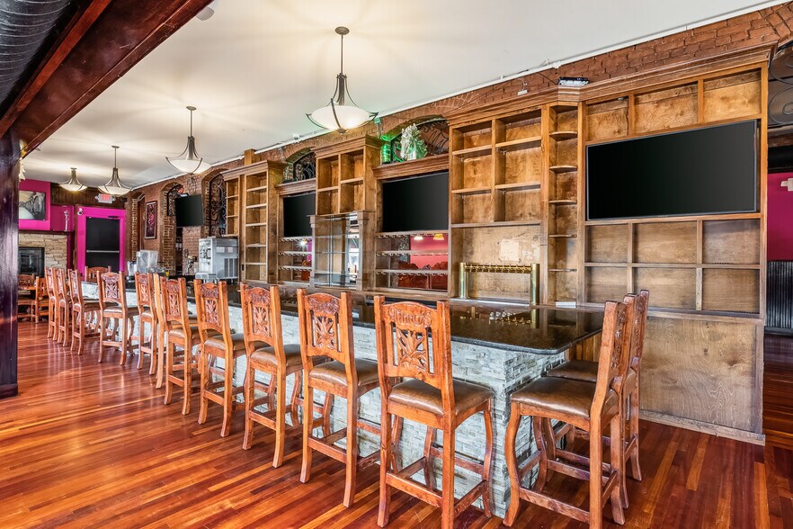 More Photos Of 34 Depot St, Pittsfield Medical For Sale