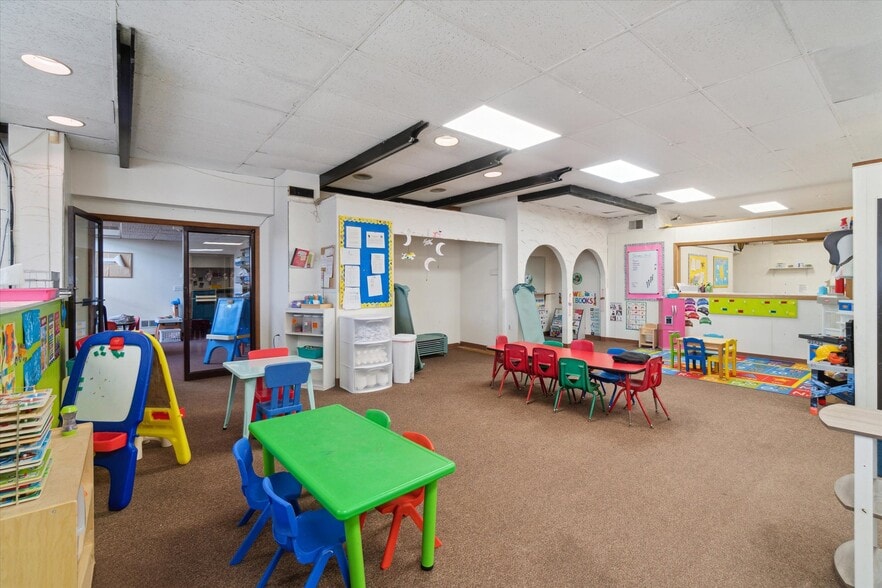 More Photos Of 4248 N 76th St, Milwaukee Storefront Retail Residential For Sale