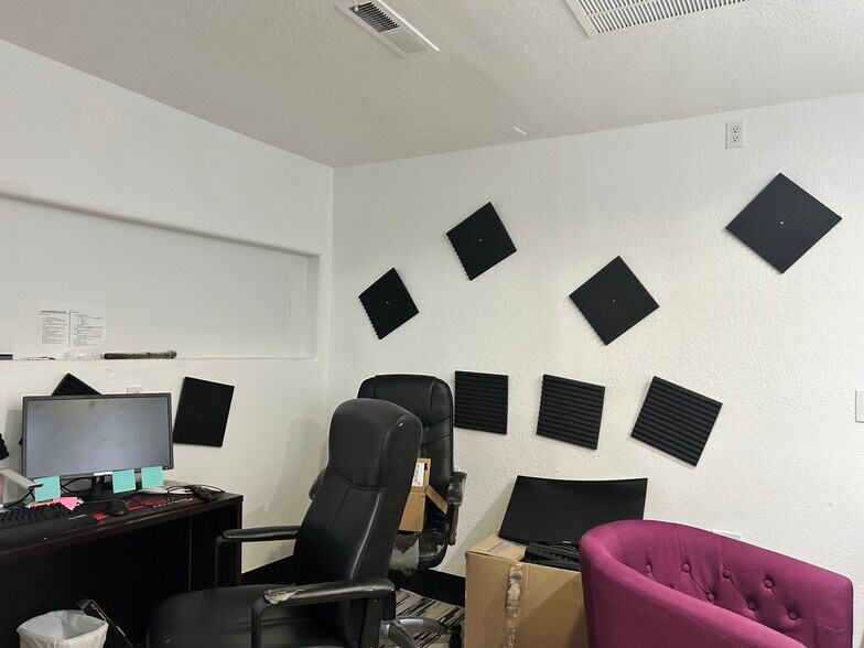 More Photos Of 6900 Lowell Blvd, Westminster Freestanding For Lease