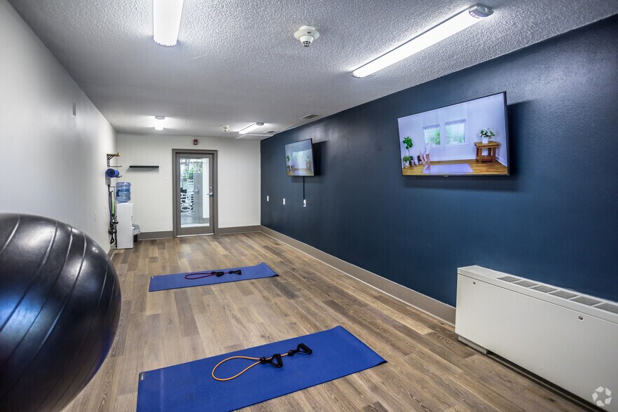 More Photos Of 45 S Idlewild, Memphis Apartments For Sale