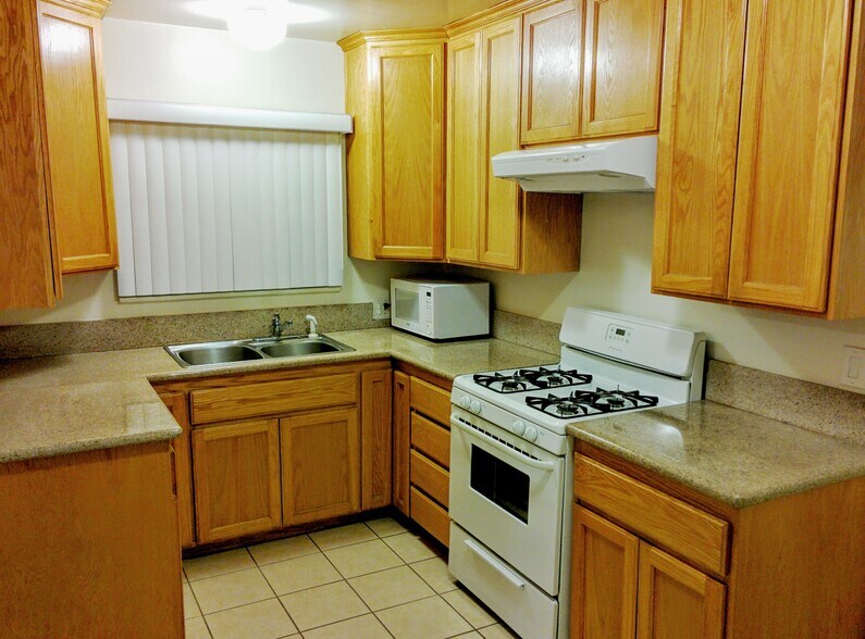 More Photos Of 12843 Columbia Way, Downey Land For Sale