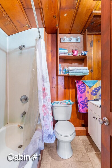 More Photos Of 1511 98th St NW, Grove Storefront For Sale