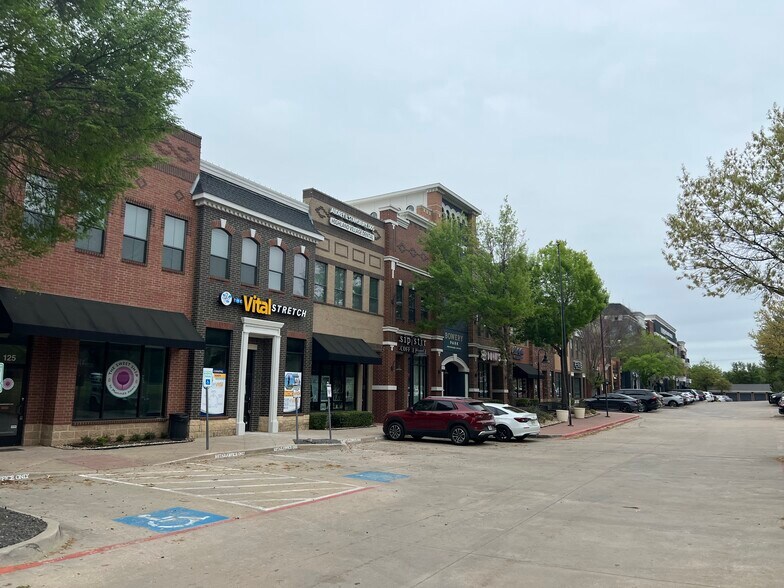 More Photos Of 2570 Justin Rd, Lewisville General Retail For Lease