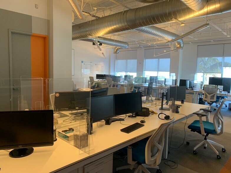 More Photos Of 7950 NW 53rd St, Doral Medical For Sale