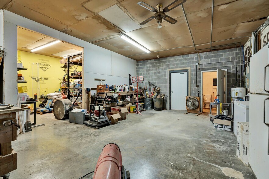 More Photos Of 1050 Whisperwood Trl NE, Cleveland Light Distribution For Sale