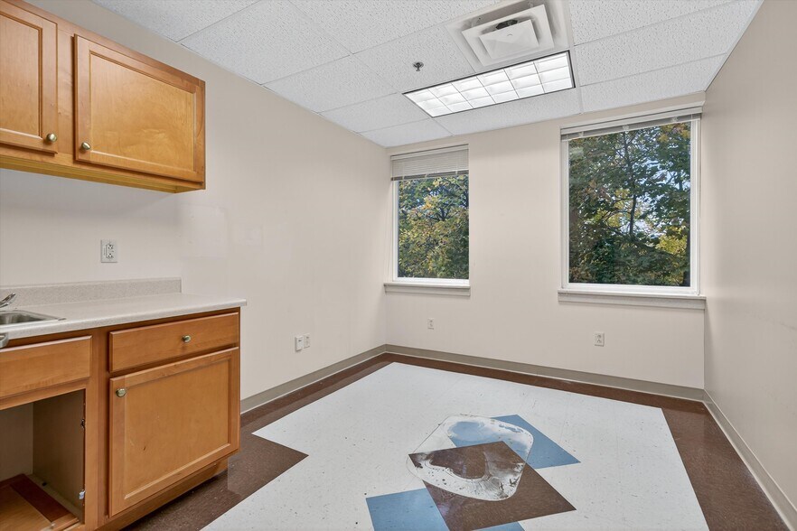 More Photos Of 161 E Main St, Port Jervis Medical For Sale