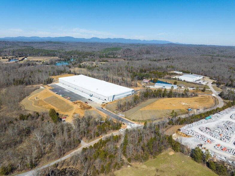 More Photos Of Pawnook Farm Rd, Lenoir City Unknown For Lease