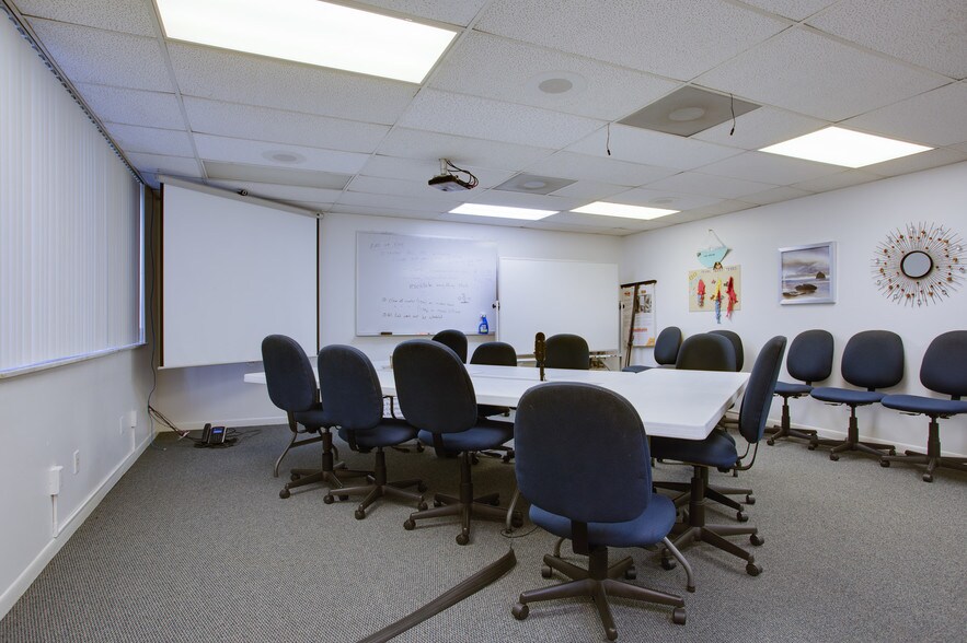 More Photos Of 2843 Pembroke Rd, Hollywood Office For Lease