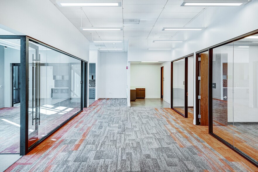 More Photos Of 3211 Mission Oaks Blvd, Camarillo Warehouse For Lease