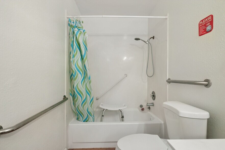 More Photos Of 1707 E Citation Ln, Tempe Assisted Living For Sale