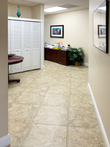 More Photos Of 10620 Griffin Rd, Cooper City Medical For Sale