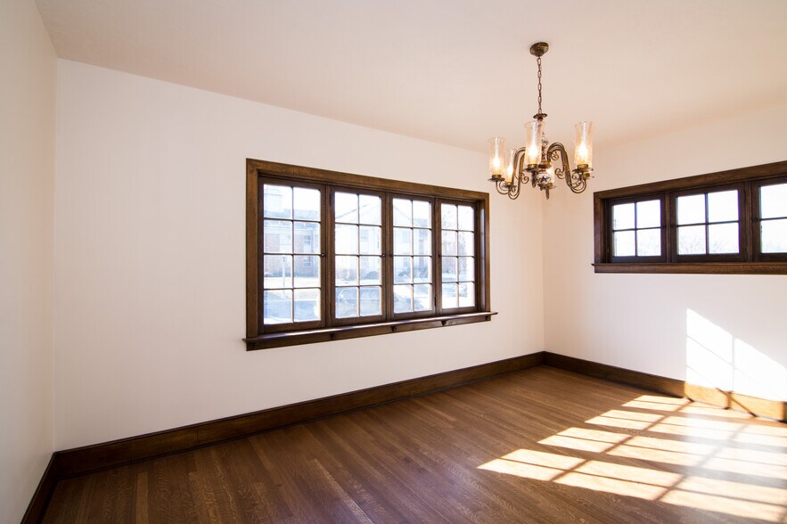 More Photos Of 109 N Main St, Springville Office For Lease