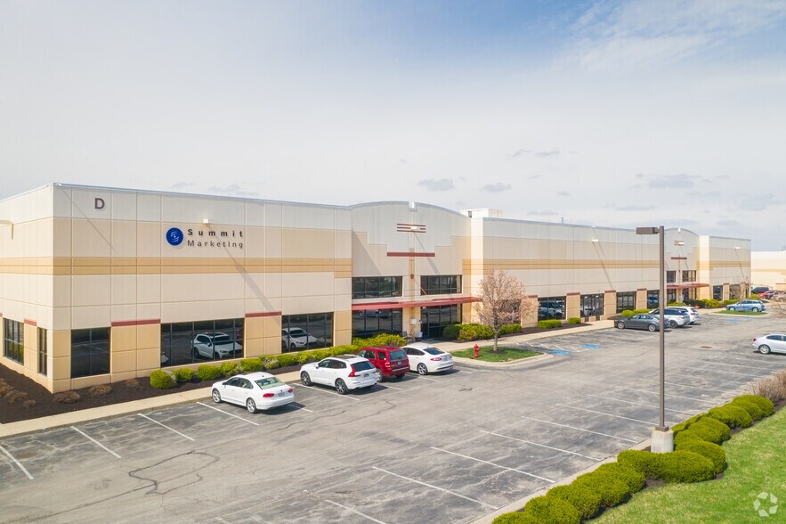 More Photos Of 10902-10918 Strang Line Rd, Lenexa Light Manufacturing For Lease