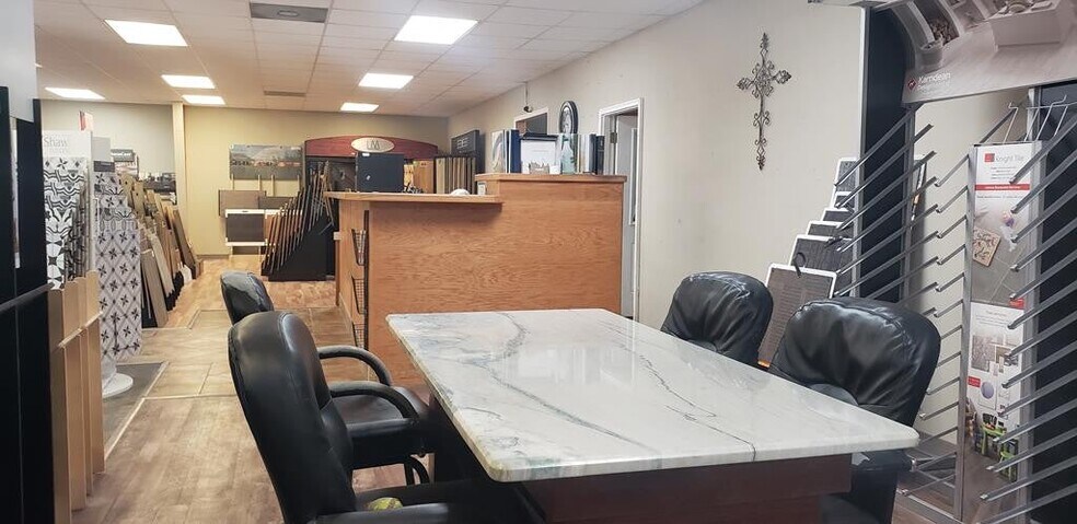 More Photos Of 616 S Broadway St, Mccomb Freestanding For Sale