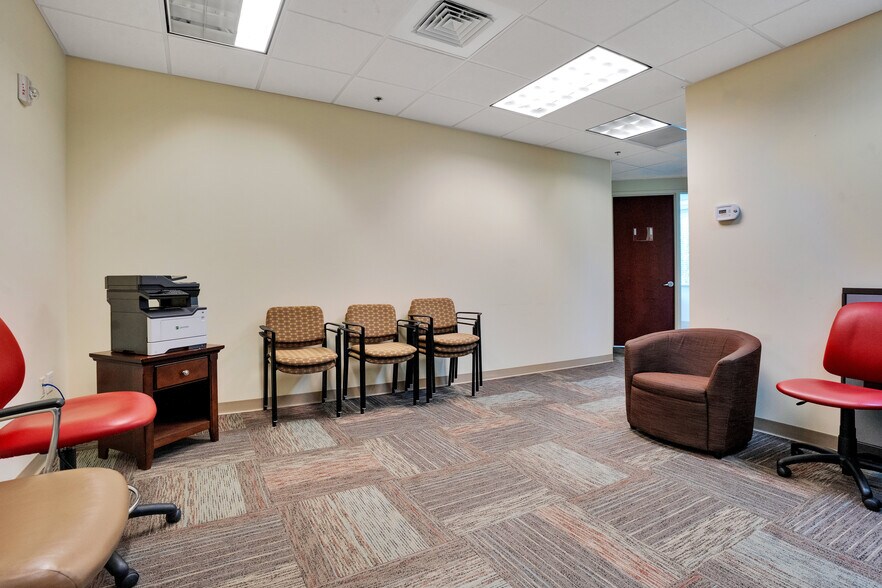 More Photos Of 177 Montgomery Rd, Altamonte Springs Medical For Sale