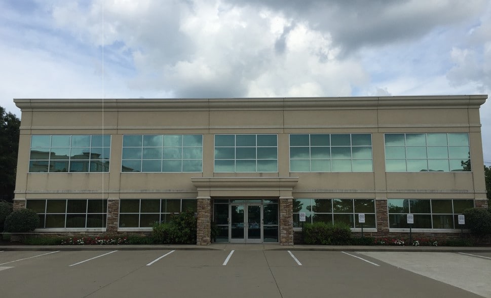 Primary Photo Of 2339 Sterlington Rd, Lexington Medical For Sale