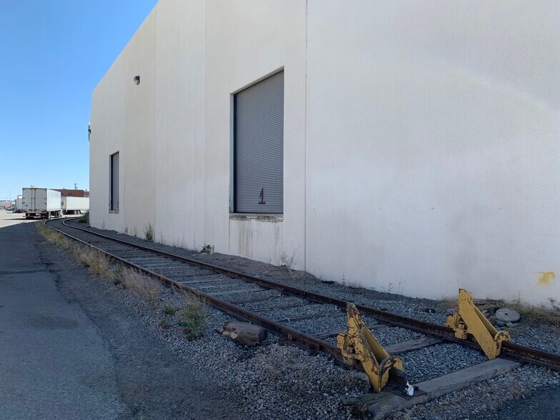More Photos Of 1705 Texas Ave, El Paso Warehouse For Sale