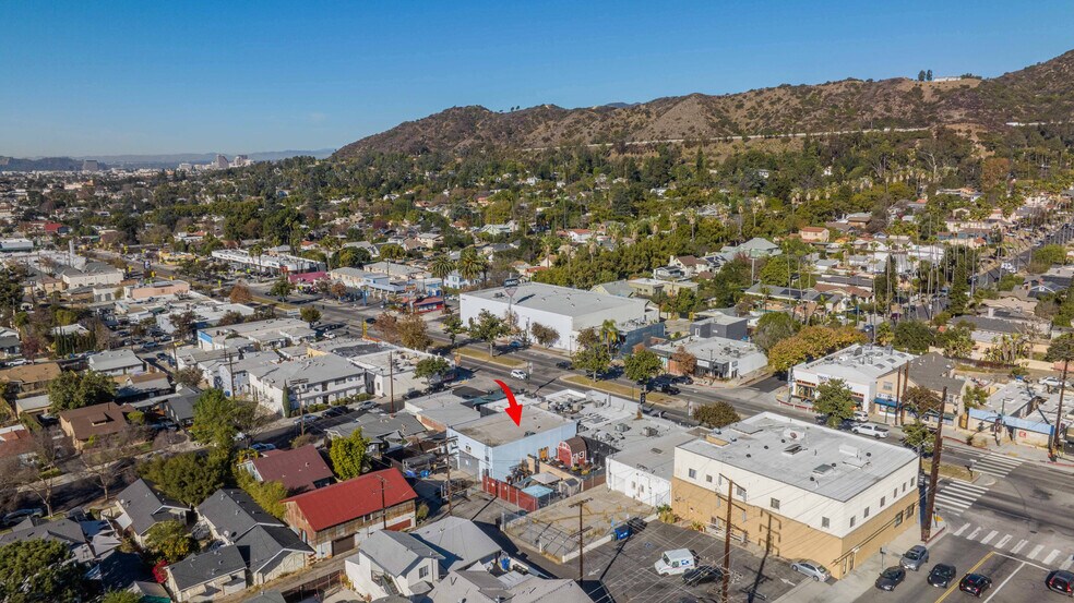 More Photos Of 1632 Colorado Blvd, Los Angeles General Retail For Sale
