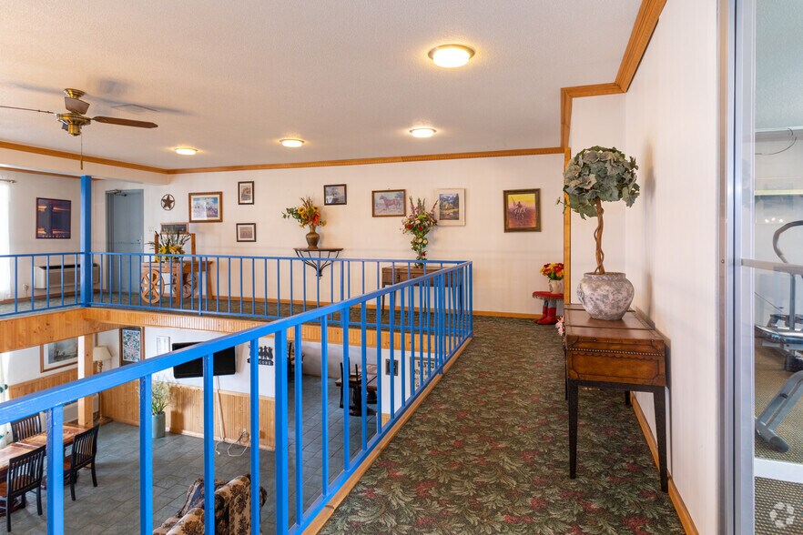 More Photos Of 201 Stagecoach Trl, Ogallala Hospitality For Sale