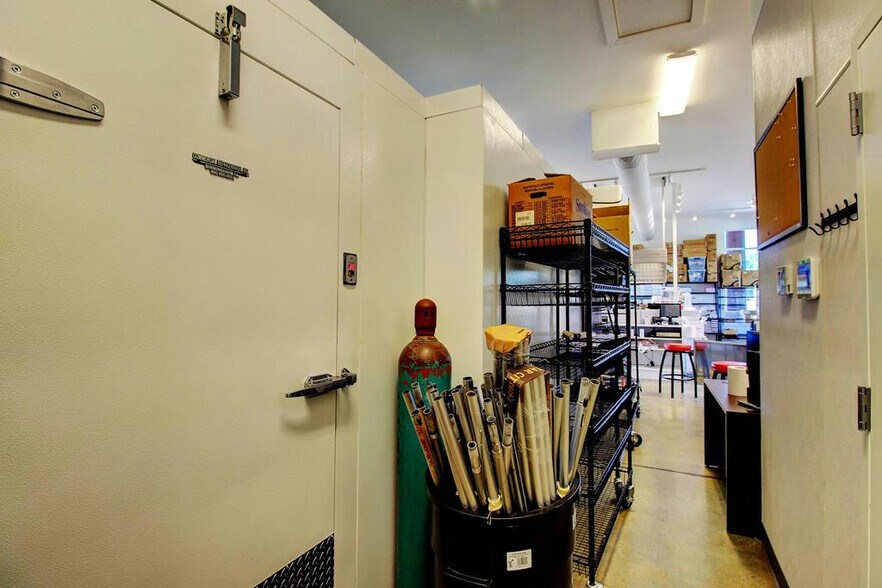 More Photos Of 5167 S Brannon Stand Rd, Dothan Freestanding For Sale