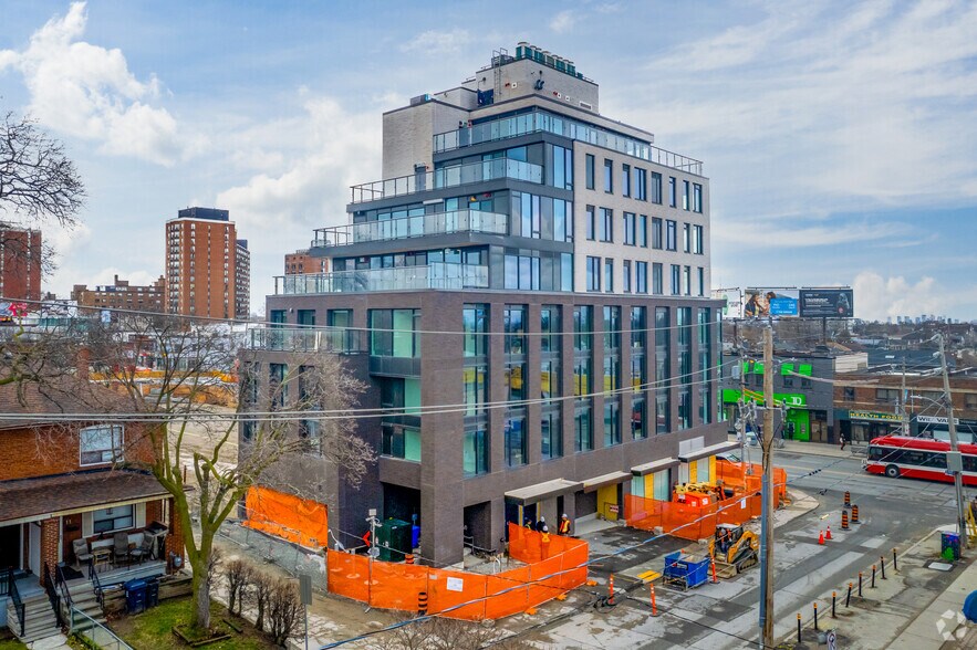 More Photos Of 7 Fairbank Av W, Toronto Apartments For Lease