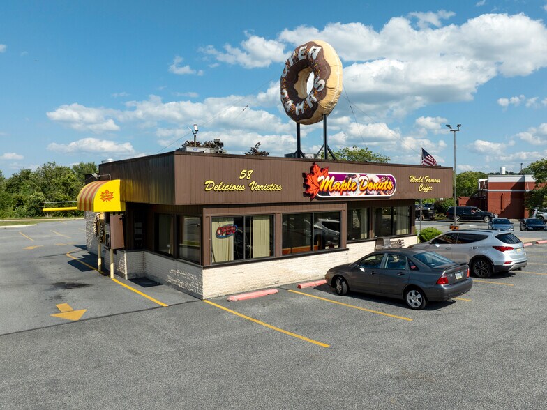 More Photos Of 40 Newberry Commons, Etters Unknown For Lease