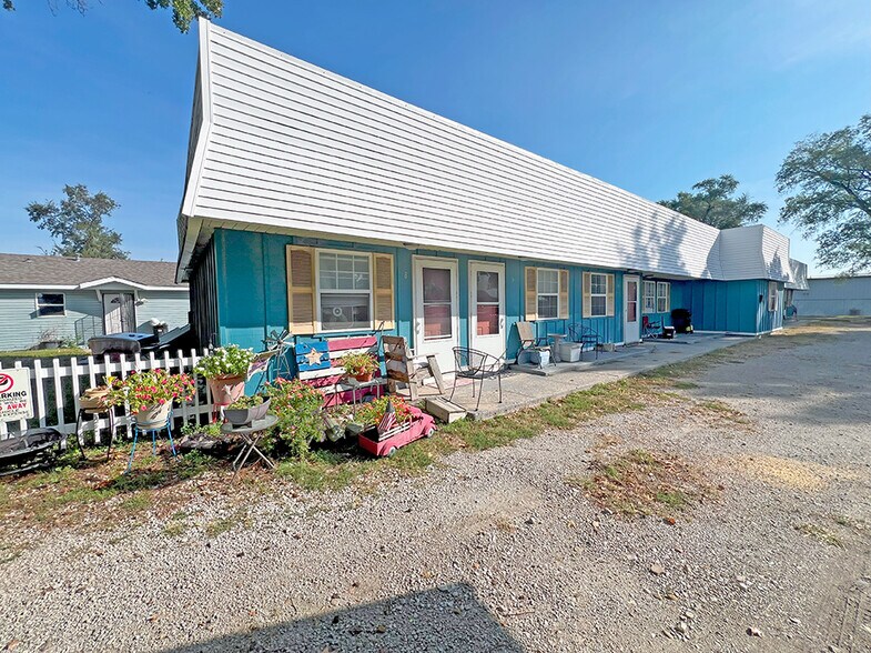 More Photos Of 9050 W Harristown Rd, Harristown Apartments For Sale