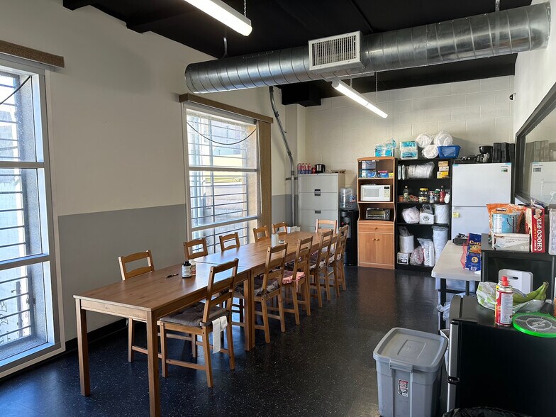 More Photos Of 779 E Pico Blvd, Los Angeles Industrial For Sale