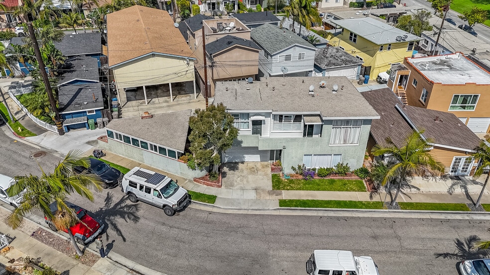 More Photos Of 1521 Marine Ave, Seal Beach Apartments For Sale