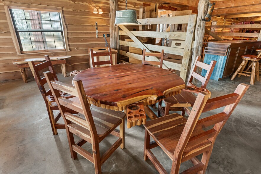 More Photos Of 2692 Highway 105 W, Navasota Specialty For Sale