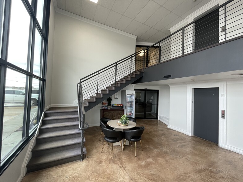 More Photos Of 210-290 N Redwood Rd, North Salt Lake Light Manufacturing For Lease