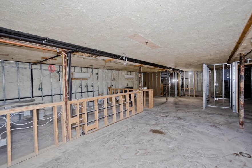 More Photos Of 52 Gladdu Ave, Chicopee General Retail For Sale