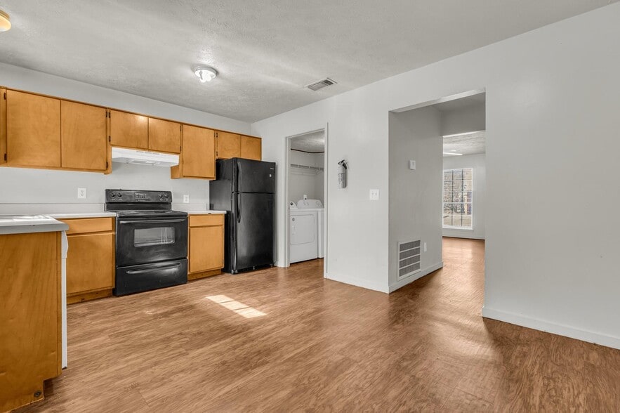More Photos Of 1301 Louisville Apt. 47-48 St, Starkville Apartments For Sale
