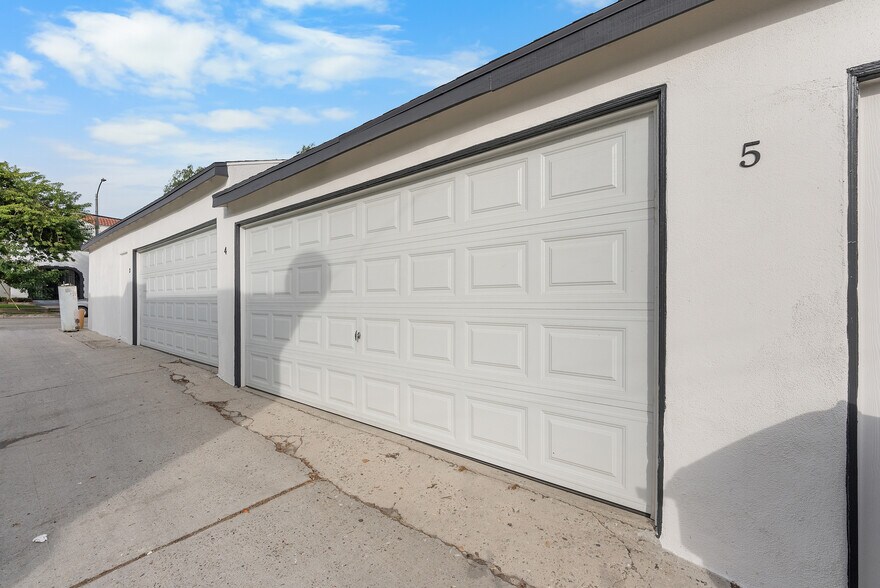 More Photos Of 924 Termino Ave, Long Beach Apartments For Sale
