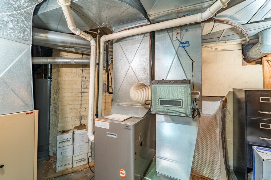 More Photos Of 550 S 1st Ave, Wausau Multifamily For Sale