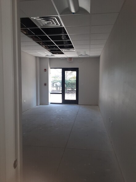 More Photos Of 4224 Solutions Ln, Bradenton Warehouse For Sale