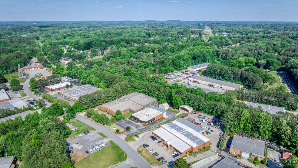 More Photos Of 5350 Webb Pky, Lilburn Flex For Sale